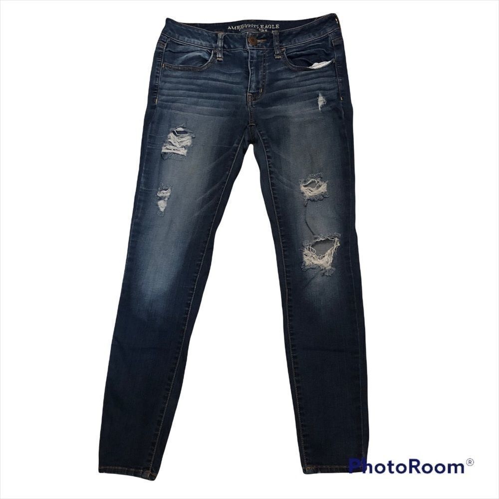 American Eagle jeggings. Distressed skinny jeans.